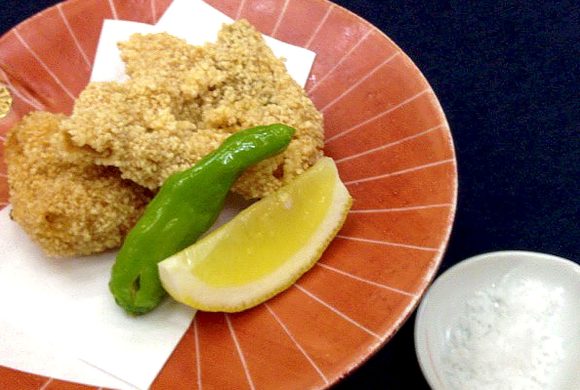 ごまふぐの香煎揚げ　能登粗塩で