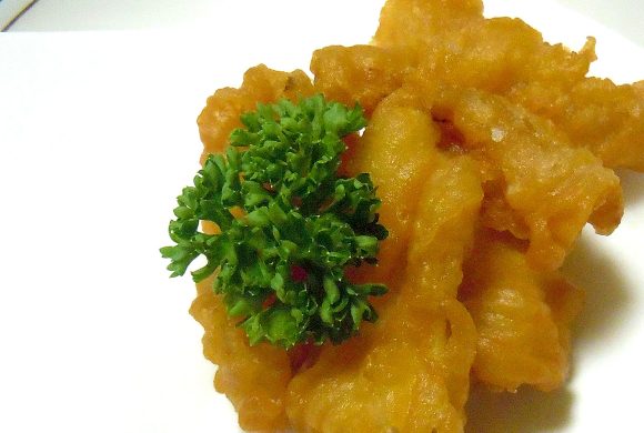 とらふぐの皮唐揚げ